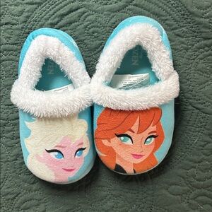 Frozen Themed Blue Slippers